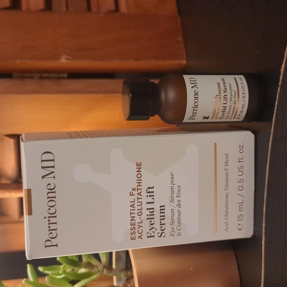 Perricone MD Eyelid Lift Serum Essential Fx Vitamin F NEW NIB NICE - Picture 7 of 11